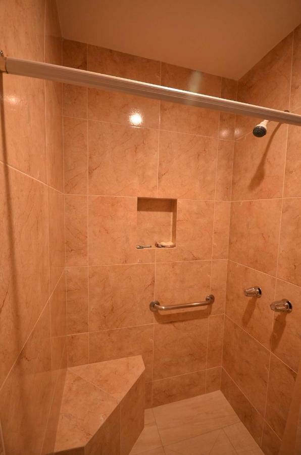 Suites Del Sol Тихуана Экстерьер фото